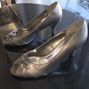 Elegant Gray Peep-Toe Heels